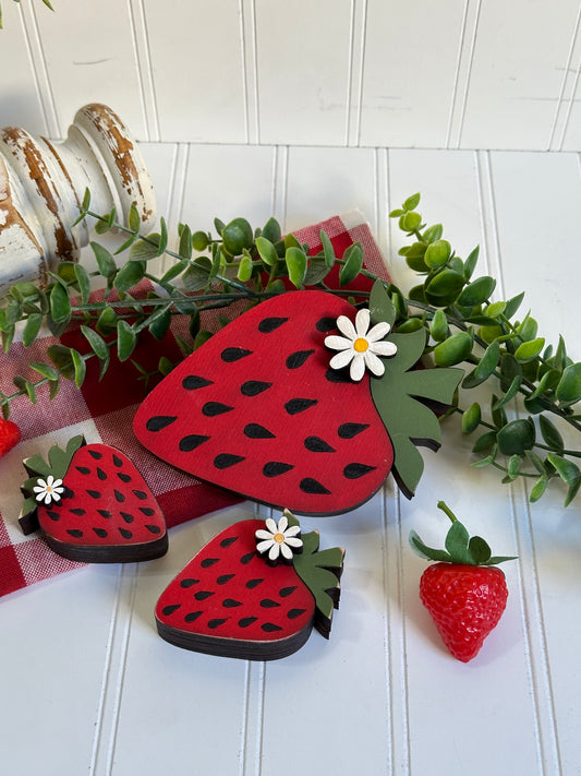 🍓Set of Three Chuncky Strawberries